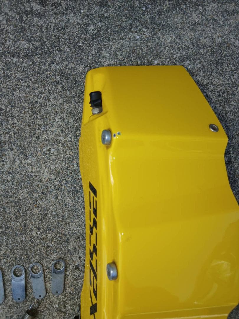 200系ハイエース キャリパーカバー