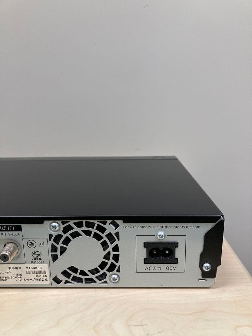 かなり綺麗　1TB シャープ　AQUOS ブルーレイ　BD-W 1800