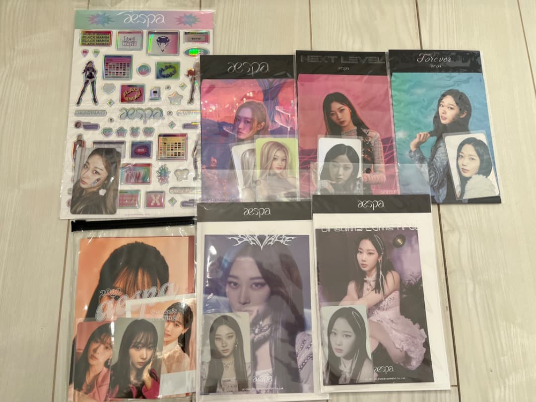 aespa ジゼル トレカ うちわ MD グッズ  ヨントン sgs