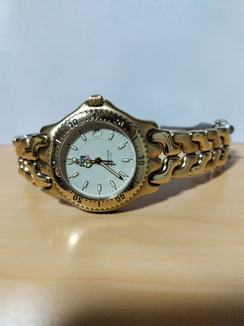 タグホイヤーセル　プロフェッショナル