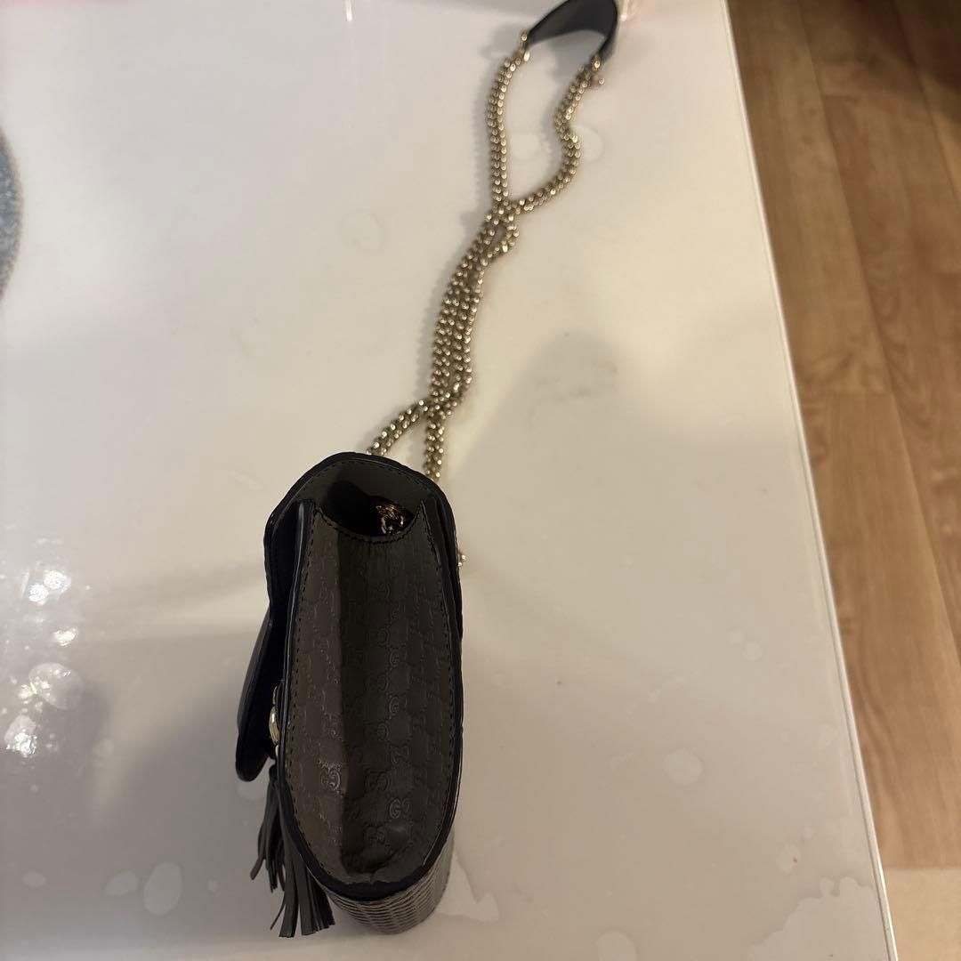 GUCCI グレー キルティング ショルダーバッグ