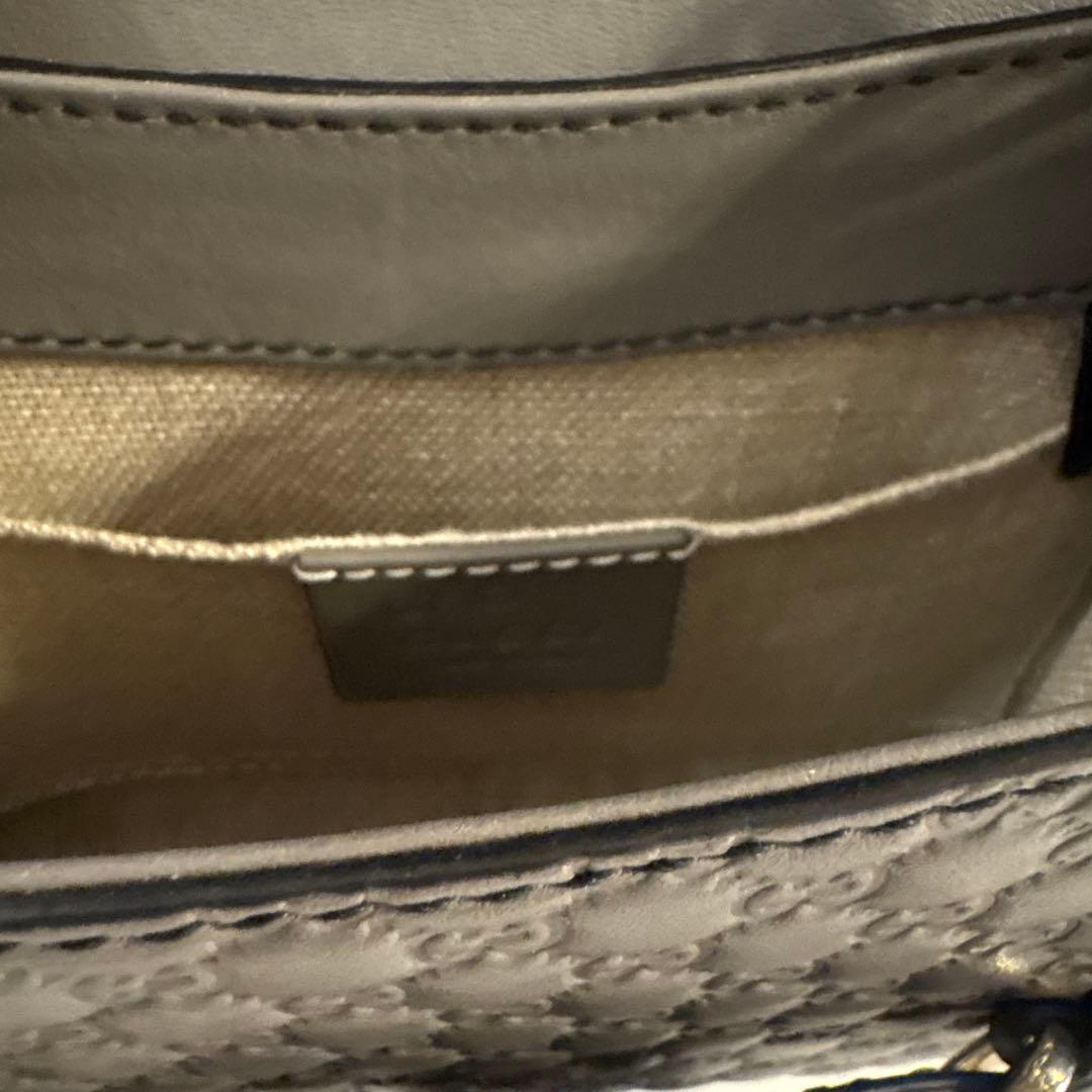 GUCCI グレー キルティング ショルダーバッグ