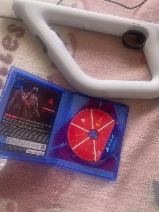 PS4VR本体限定版(コントローラー二つ付き)銃型コントローラー1VRソフト1