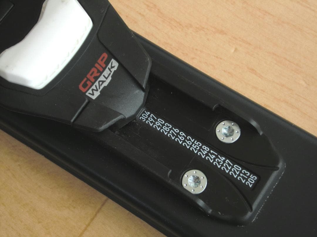 ■■1月限定■送料無料■ロシニョール■子供用スキーセット■板120靴22.5■■