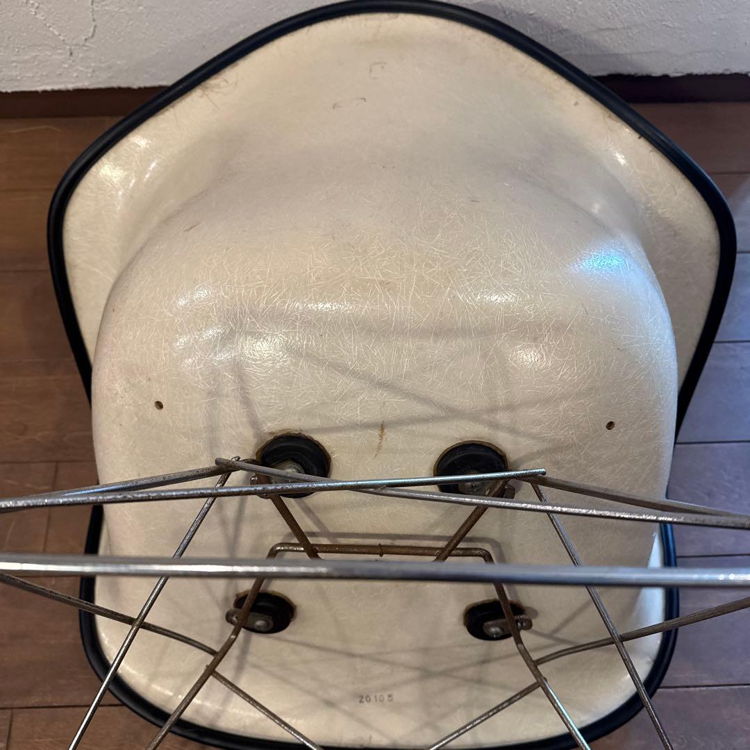 【muttakさまご予約品、確認中】イームズ アームシェルチェア ローワイヤー