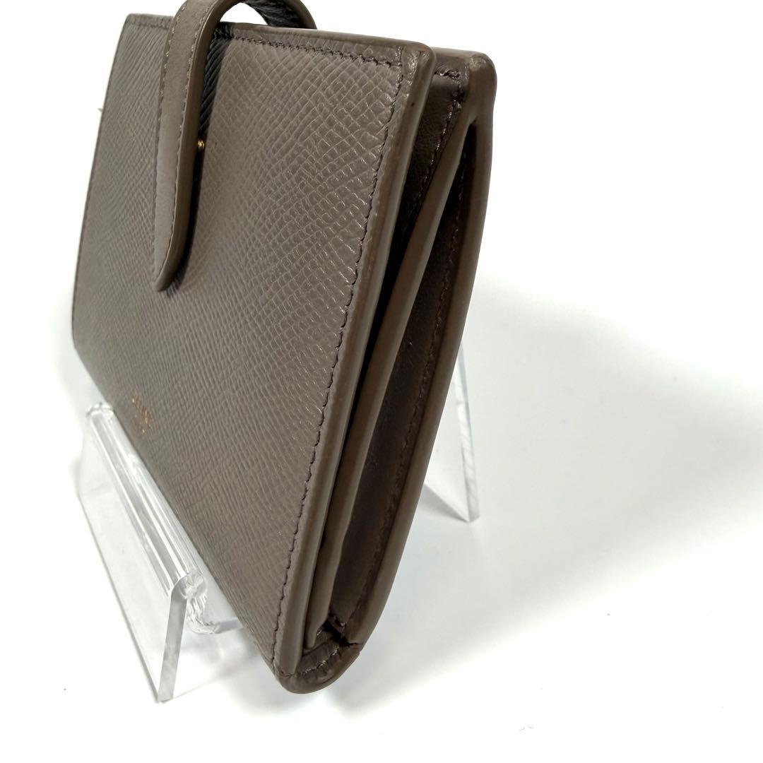 【極美品】セリーヌ　二つ折り財布　ミディアム　ストラップ　ウォレット　グレージュ