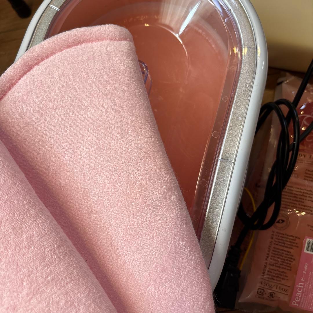 今日限定値下げ！ハンドケアパラフィンワックスピーチ、ミトン付き