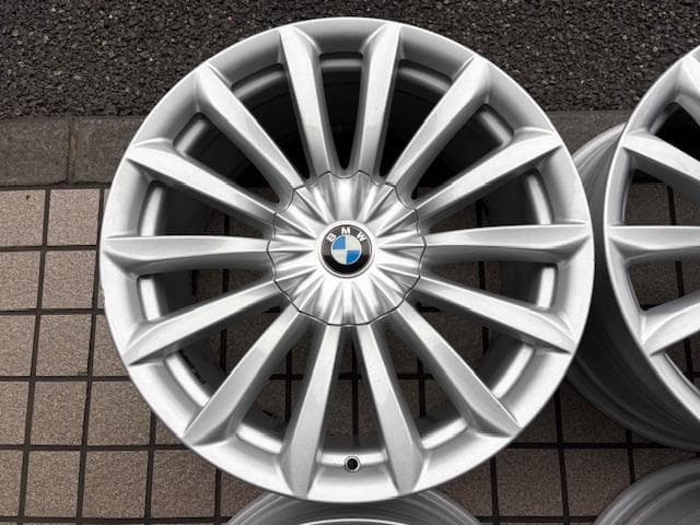  7シリーズ(G11,G12)750i 純正 Vスポーク620