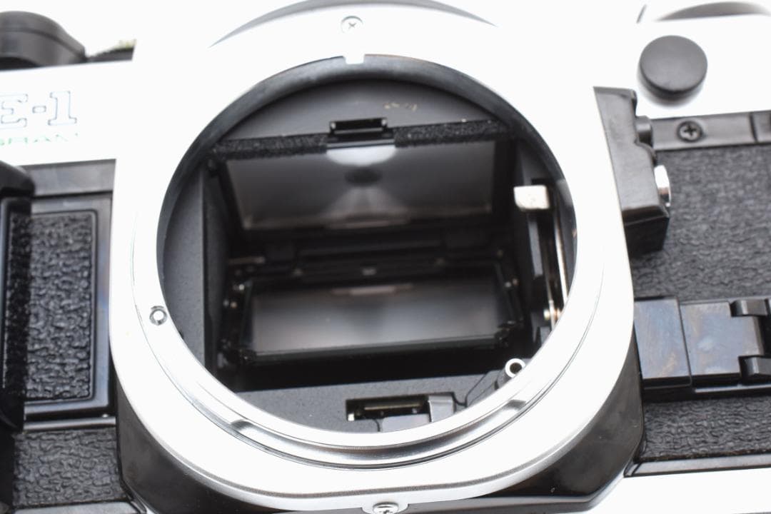 #629★美品★Canon AE-1 program ボディ