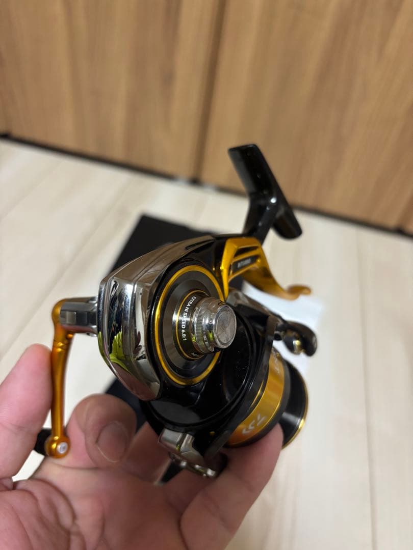 リール DAIWA TOURNAMENT ISO 3000DXH-LBD