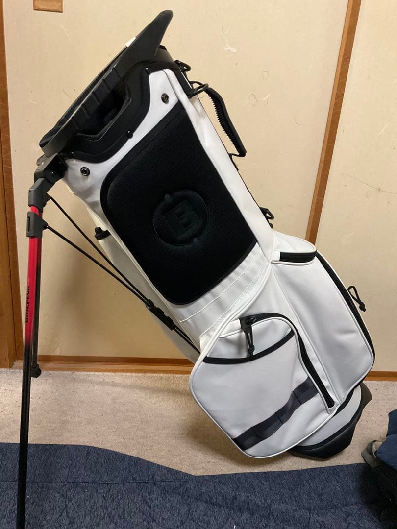 美品BRIEFING ゴルフバッグ・キャディバッグ　CR02オーセンティック
