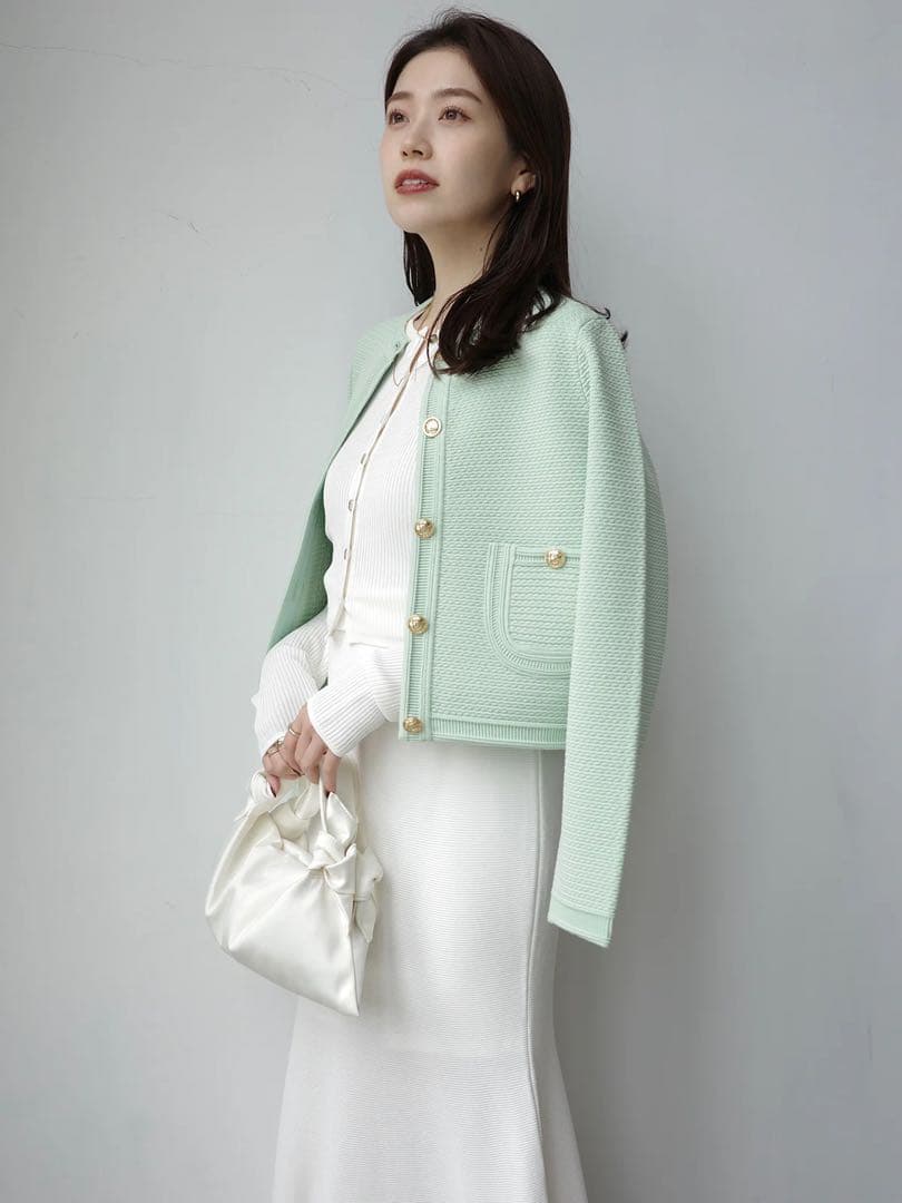 アニュアンス　ノーカラーラーベンニットジャケット