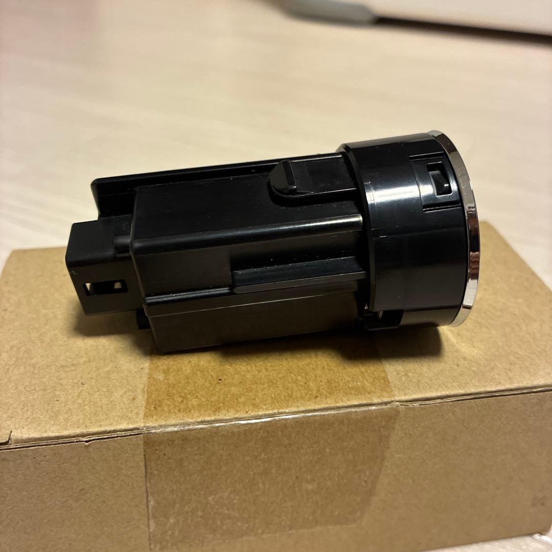 S　STIプッシュエンジンスイッチ　おまけエンブレム付