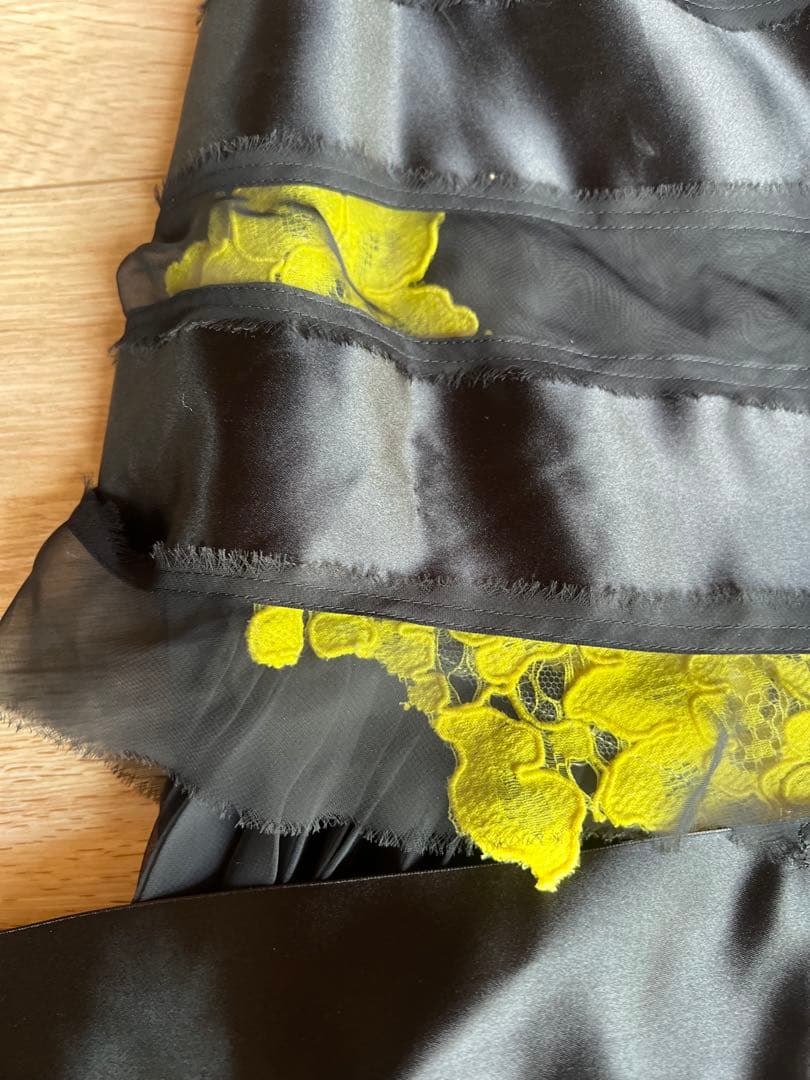 sacai 】サカイ スカート 異素材ミックス 黄色 黒 クリスマスに