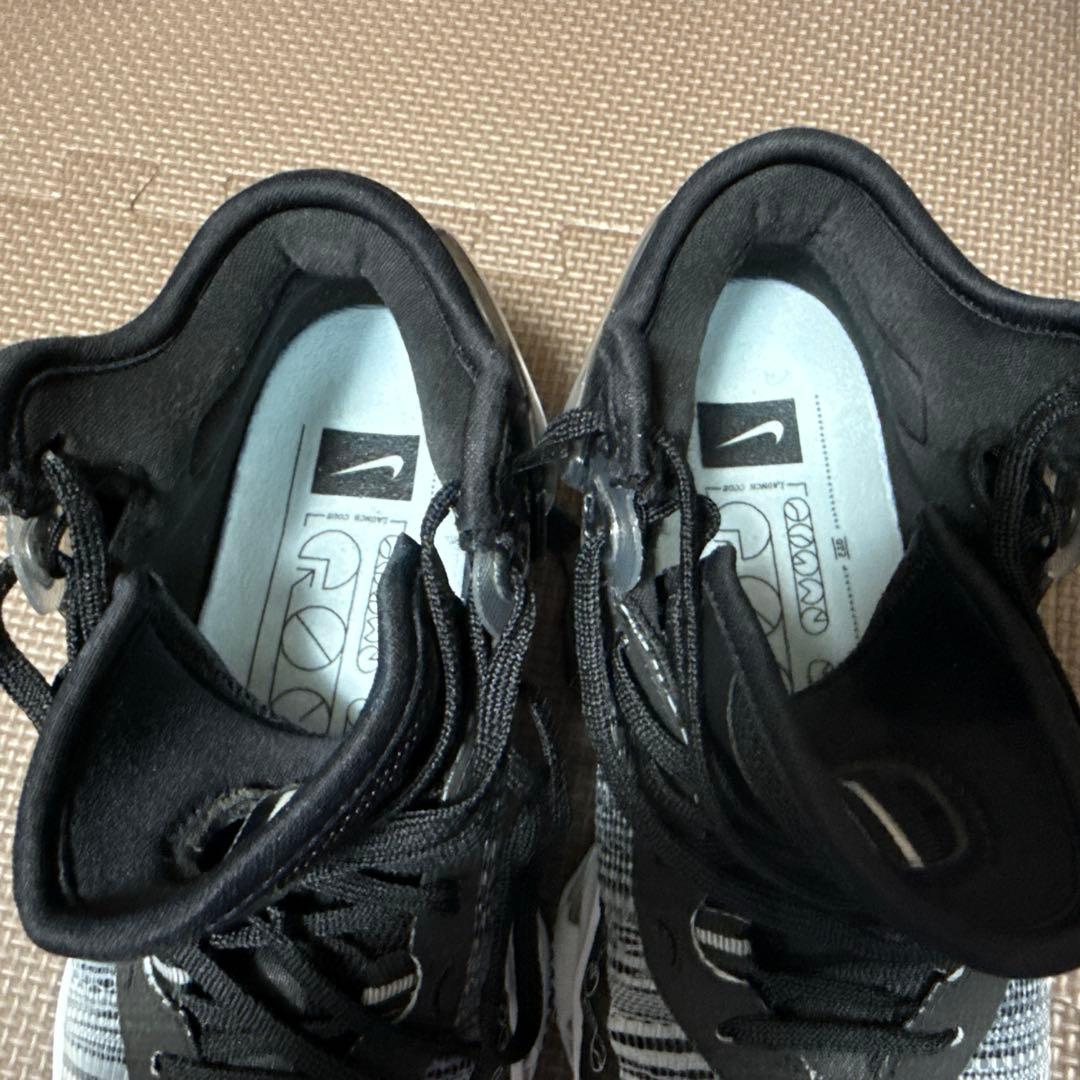 シューズ(男性用) Nike Air Zoom GT Jump 2