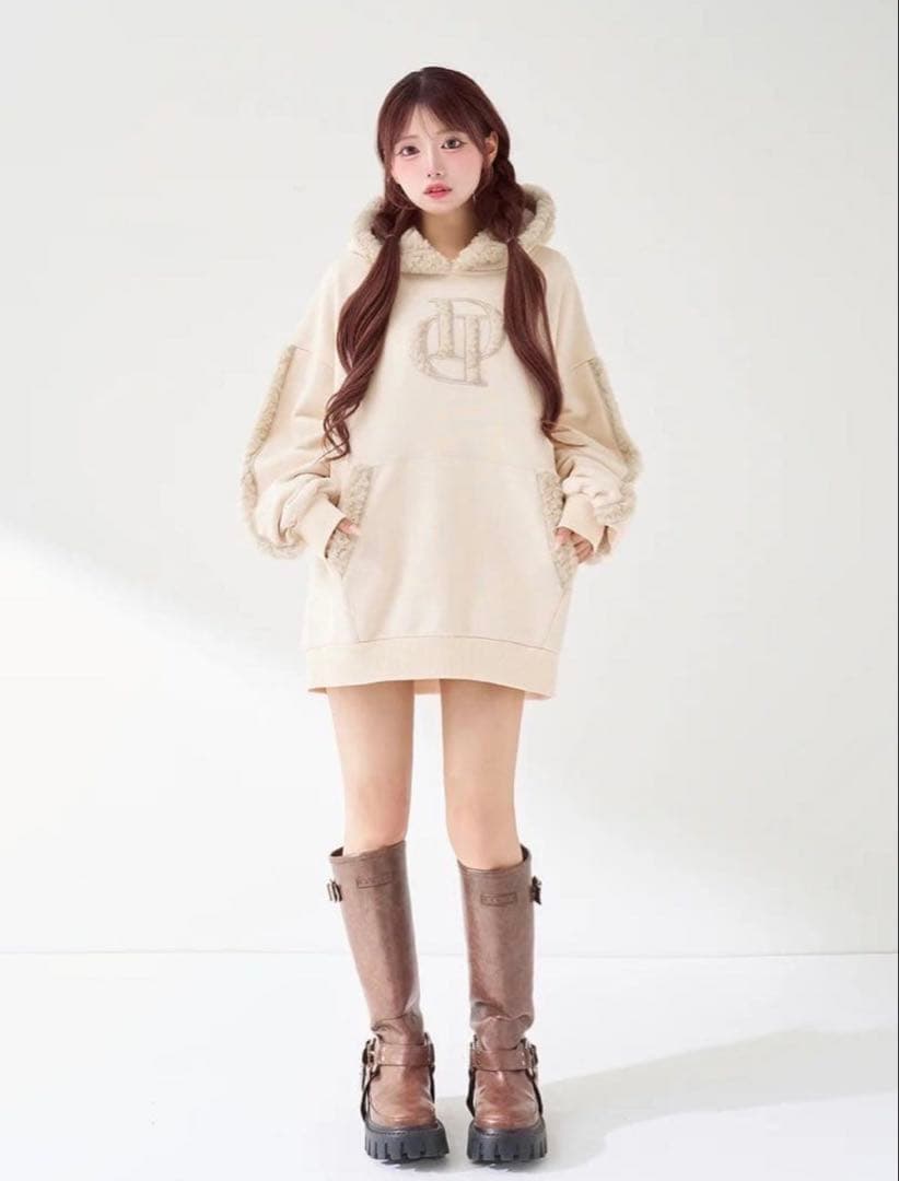 値下げ不可！ Darich DDボアスウェットフーディー IVO