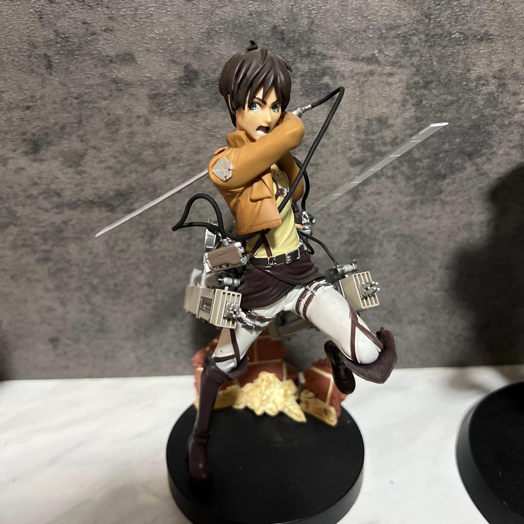 アオヤマ　テル　進撃の巨人 フィギュア　エレン　ミカサ　リヴァイ