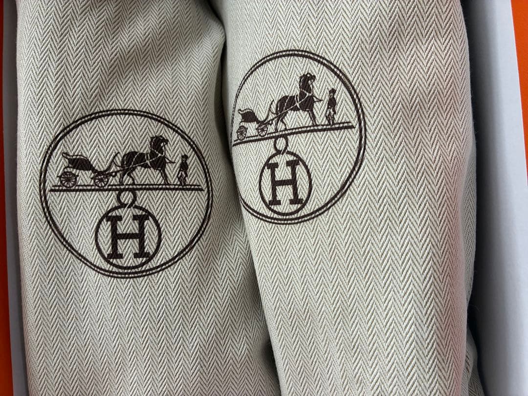 エルメス☆最新スニーカー【ジェット】☆人気ホワイト☆定価19万 正規 新品 格安