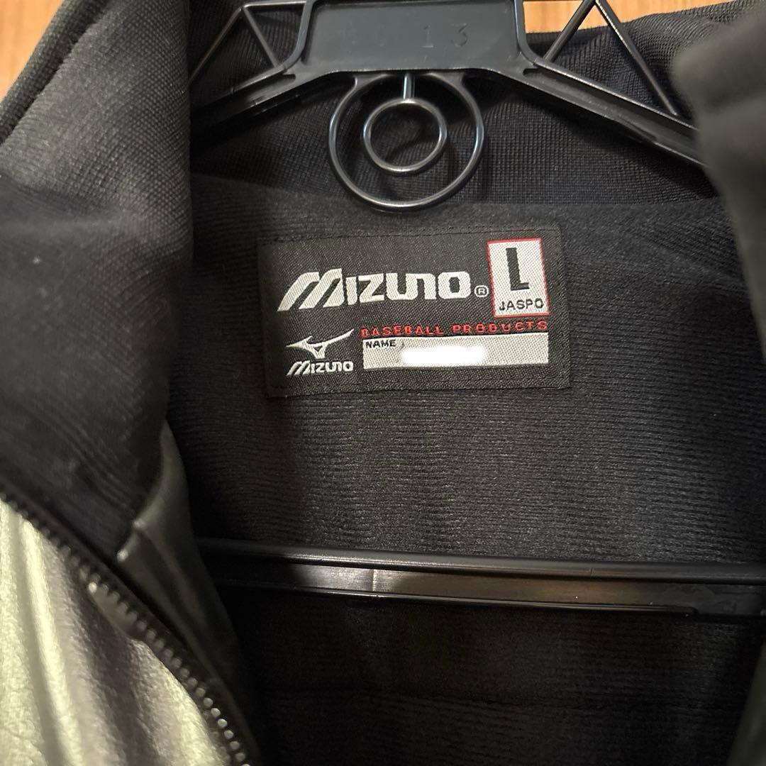 ミズノ 高校野球部 グランドコートジャンパー ブラック＆シルバー 光沢