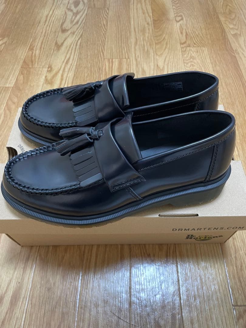 Dr. Martens エイドリアン タッセルローファー