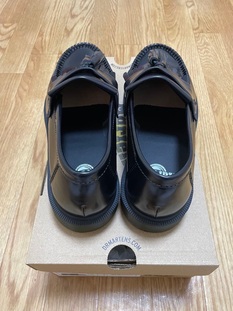 Dr. Martens エイドリアン タッセルローファー