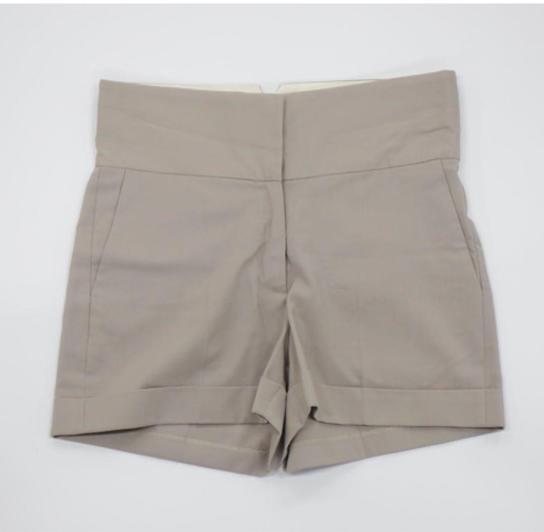 Tokukaiさま専用Maison Margiela ベージュ ショートパンツ