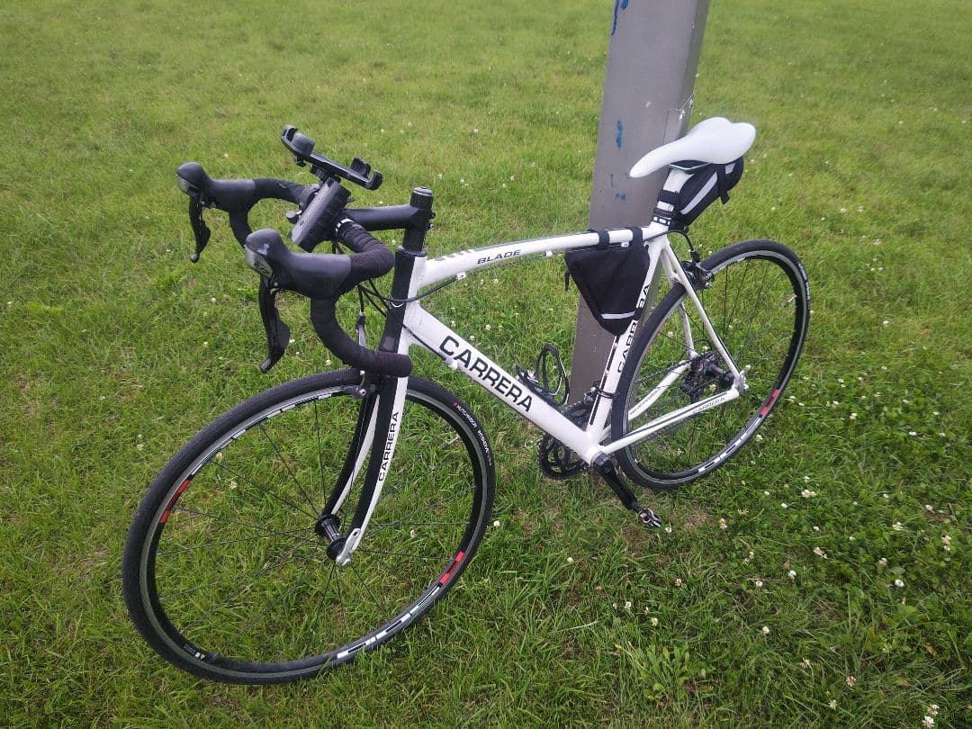 Carrera ロードバイク Shimano 105　175㌢　56