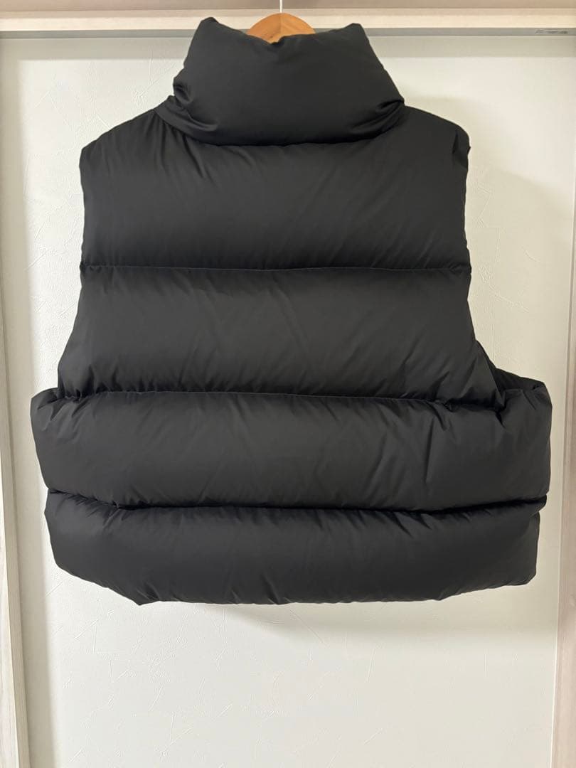 entire studios ダウンベスト