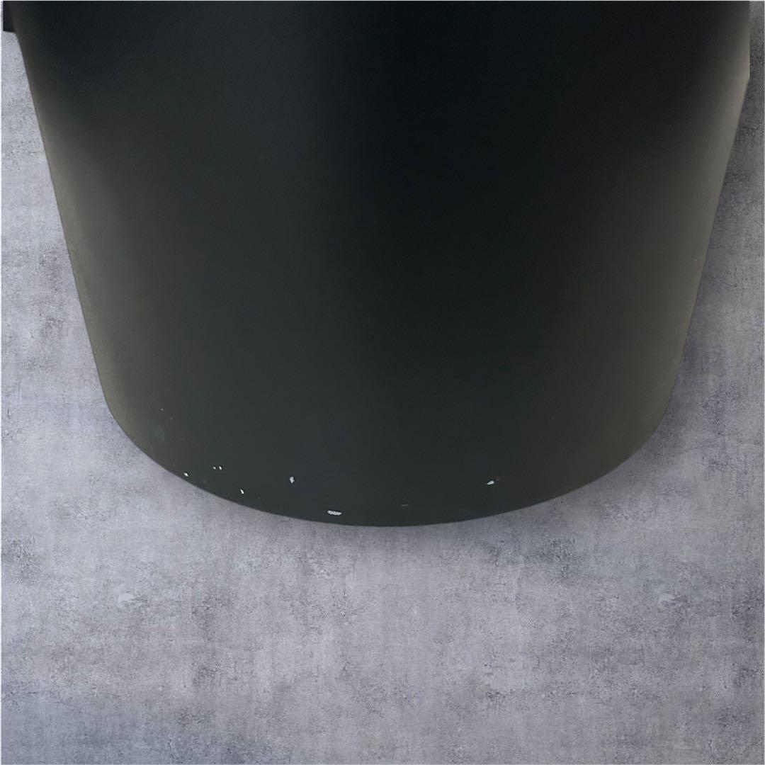 サイドテーブル　コンクリート製　ブラック①