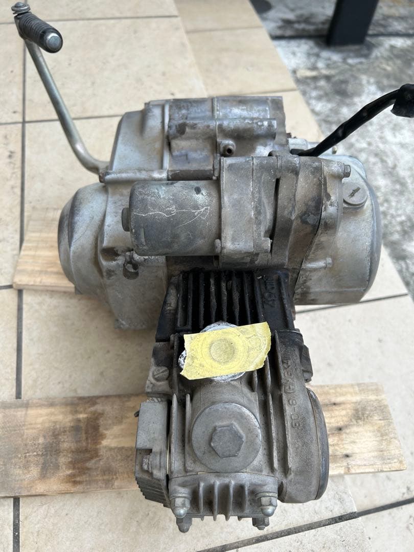 にゃーごろう　スーパーカブ50エンジン　AA-01