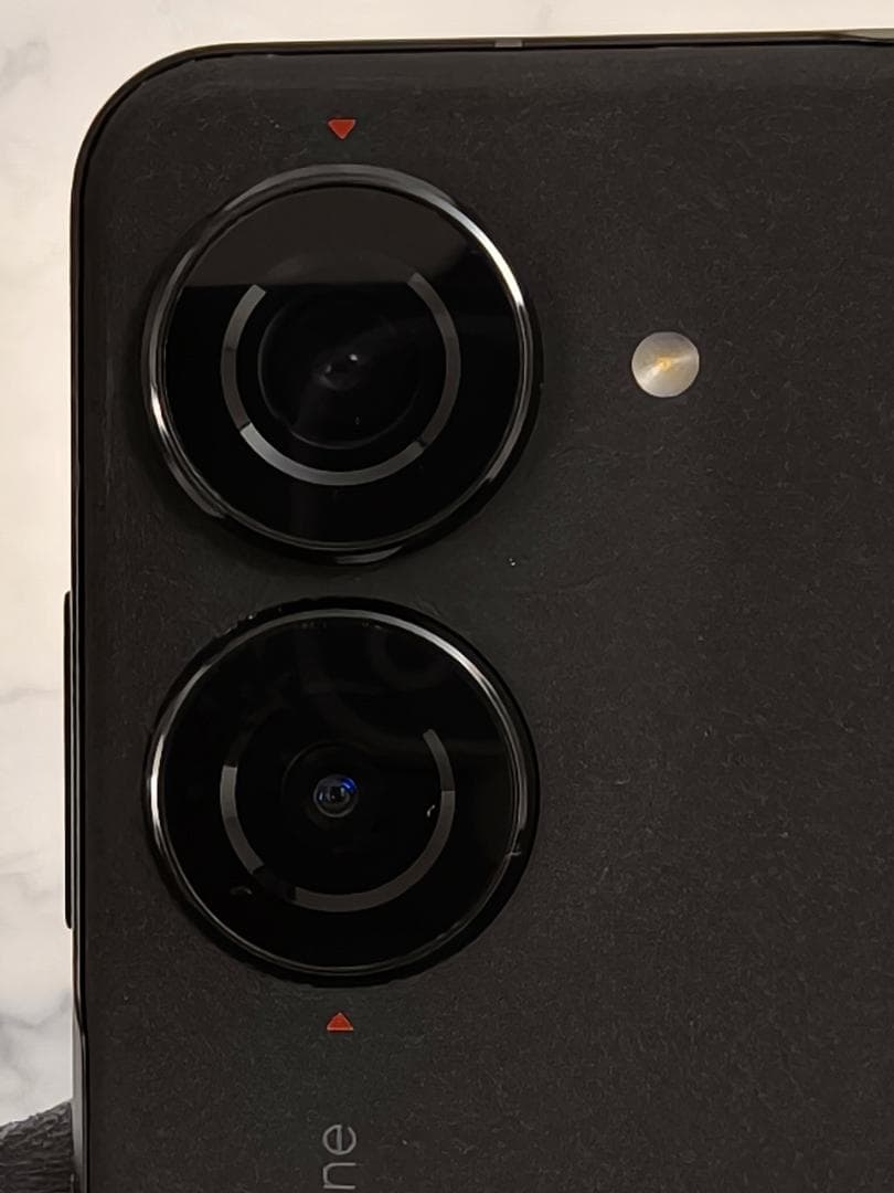 ASUS Zenfone 10(メモリ8GB/ストレージ256GB/ブラック)