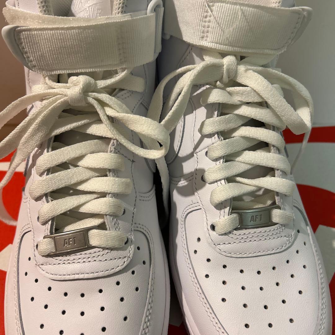 新品未使用　タグ無しNIKE Air Force 1 ホワイト ハイカット
