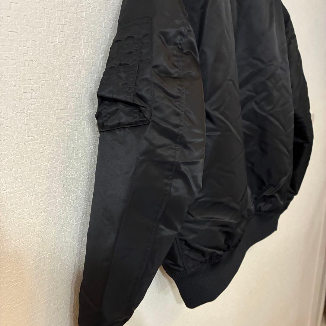 美品✨UNIQLO＋J ダウンMA1ジャケット　Mサイズ ブラック