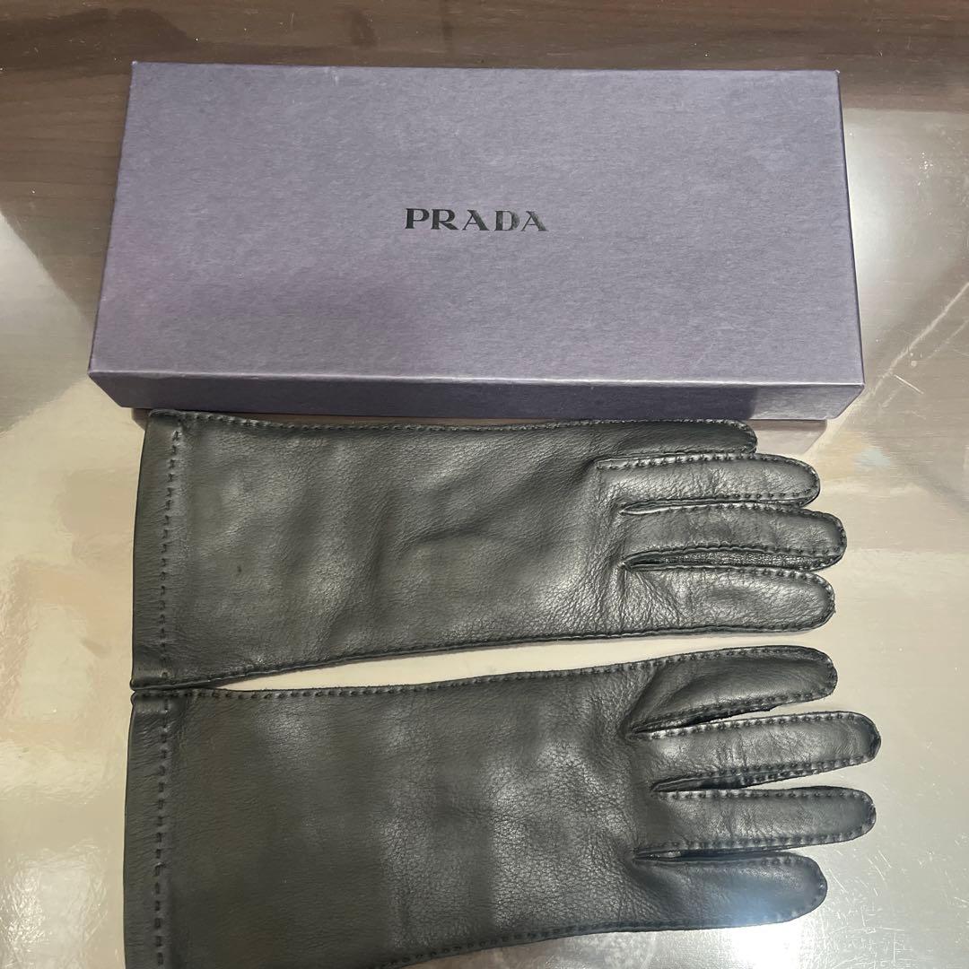 【本日限定価格！】PRADA レザーグローブ