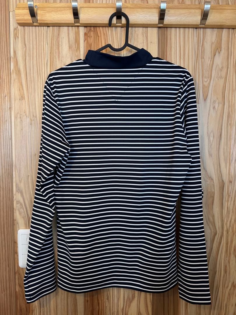   ストライプポロシャツとゴルフスカートセット