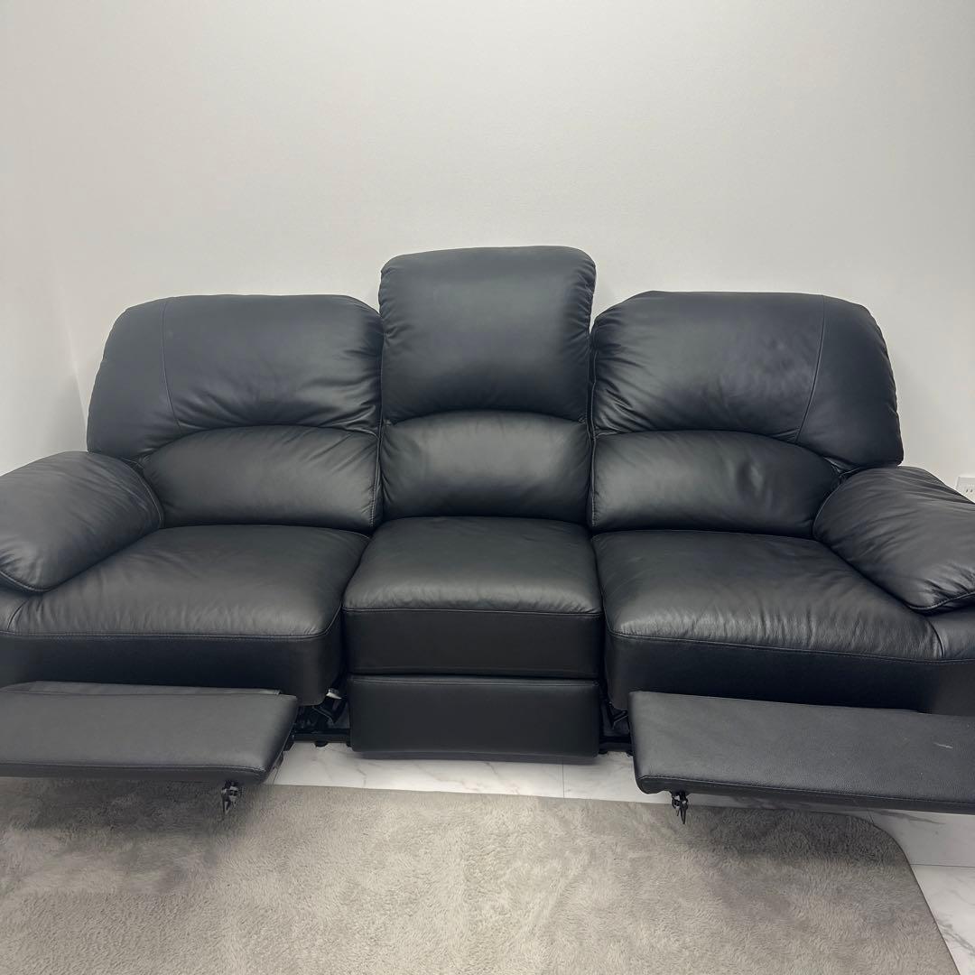 引き取り限定価格。LURKEY本革3人掛け電動リクライニングソファー