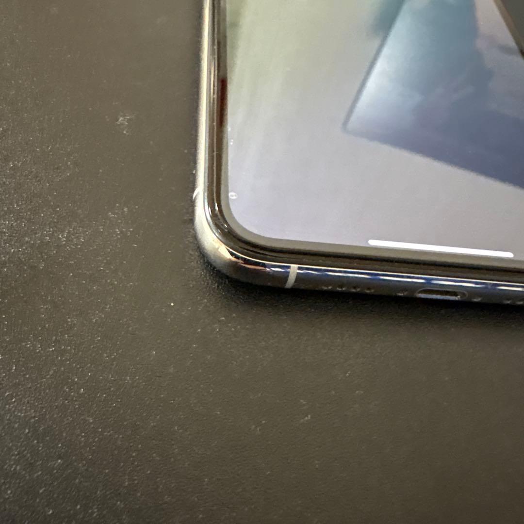 iPhone11pro max シルバー