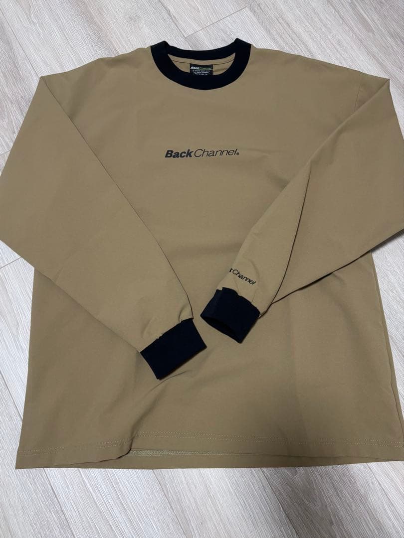 BackChannel ベージュ　ロンT