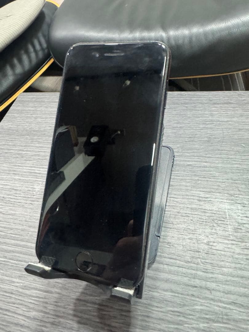 ジャンクApple iPhone se2 大容量256GB シムフリー本体