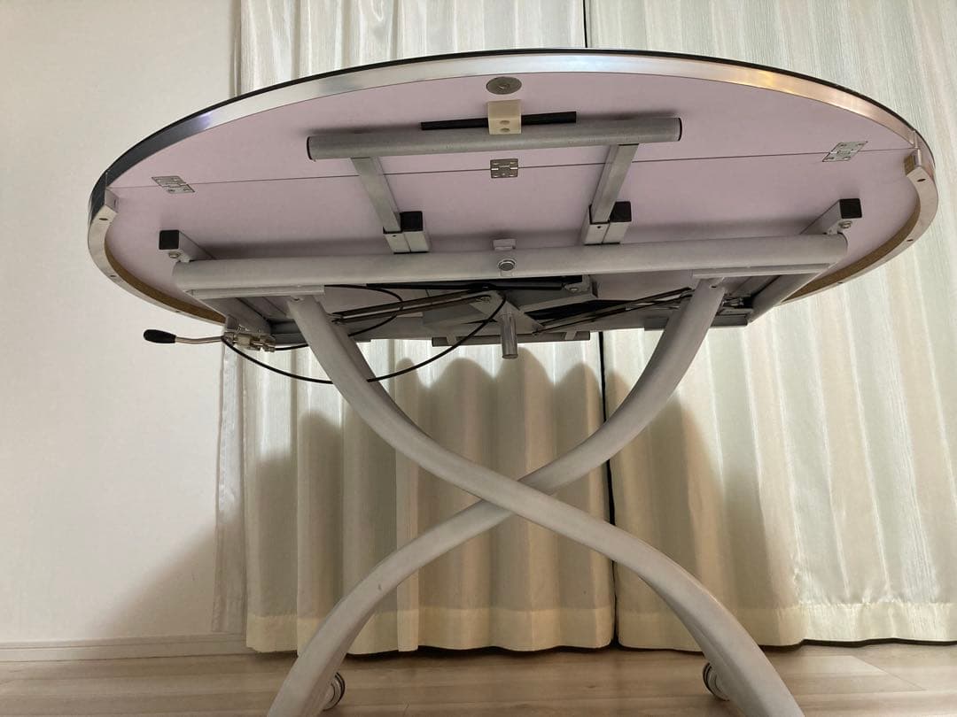 ガス圧昇降式センターテーブル 天板折りたたみ式