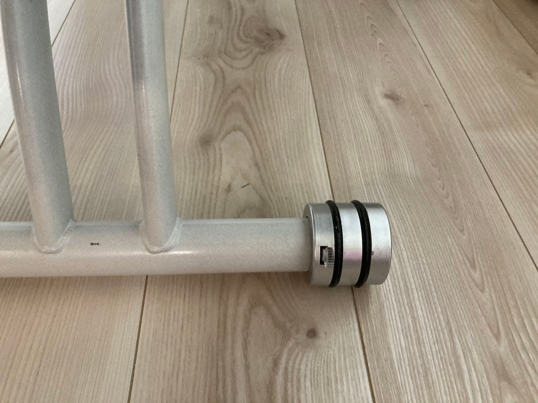 ガス圧昇降式センターテーブル 天板折りたたみ式