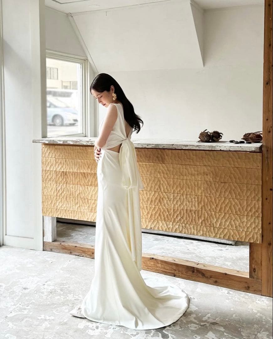 THE URBAN BLANCHE ウェディングドレス （ドレスカバー付き）