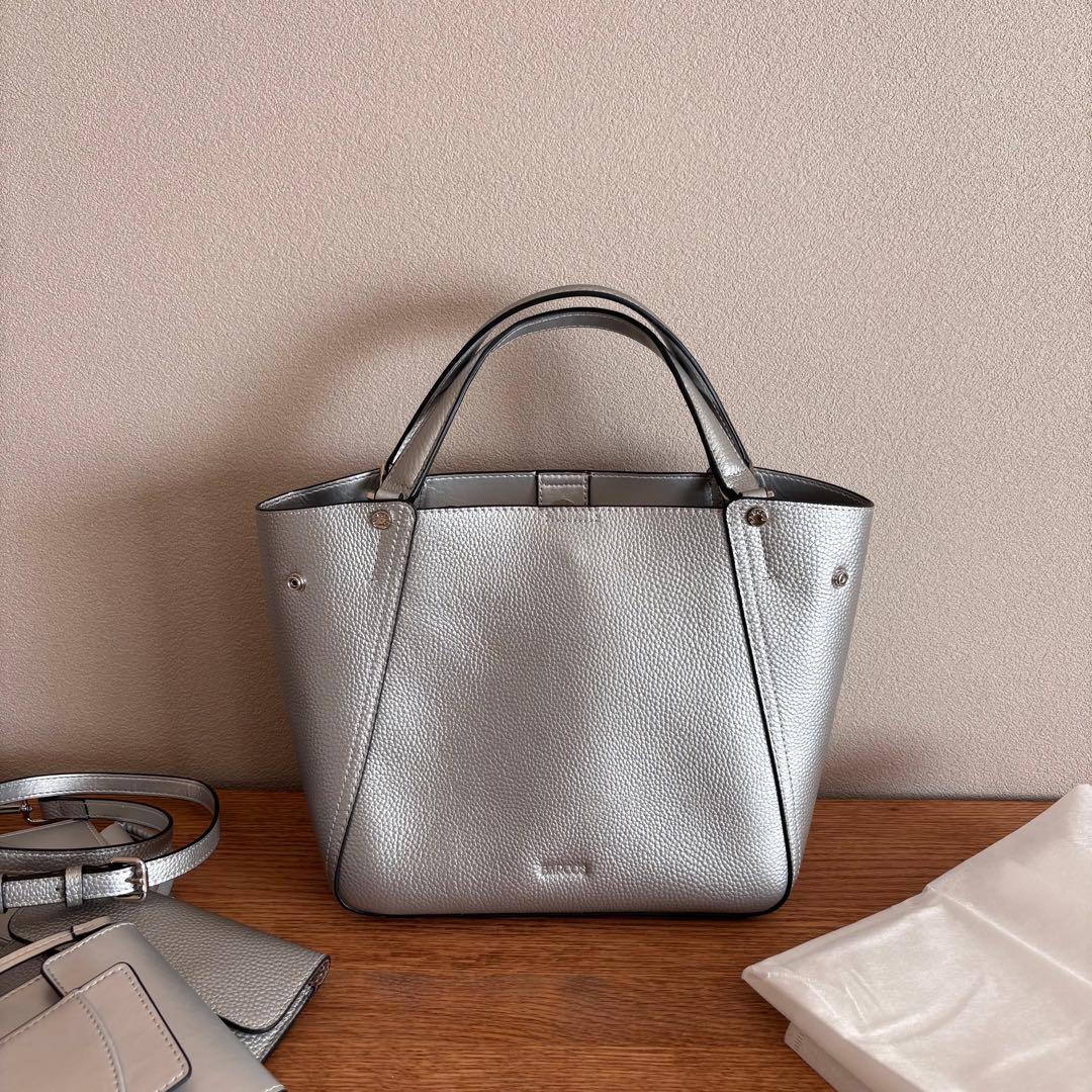 BARCOS レザー シルバー トートバッグ ポーチ パスケース ポシェット