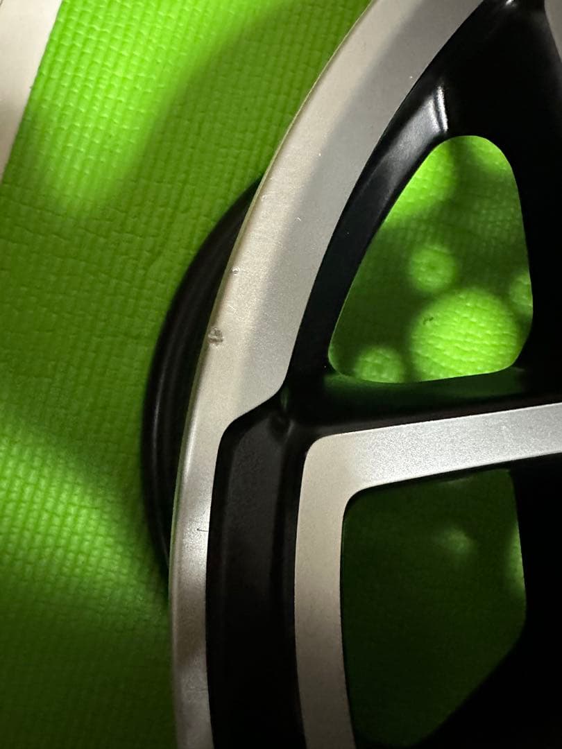 ジープラングラールビコン純正ホイール1個