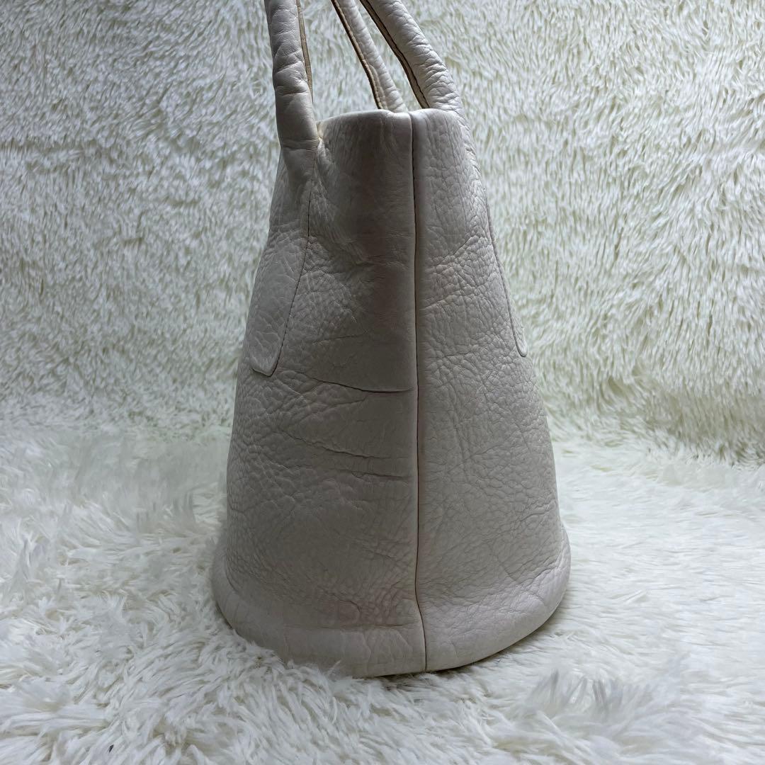 【美品】ヒロフ トートバッグ バケツ型 シボ革 ホワイト Hロゴ 手提げ