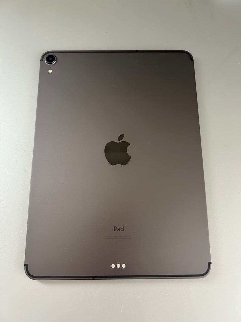 iPad Pro 11インチ 第1世代 Wi-Fi 256GB シルバー