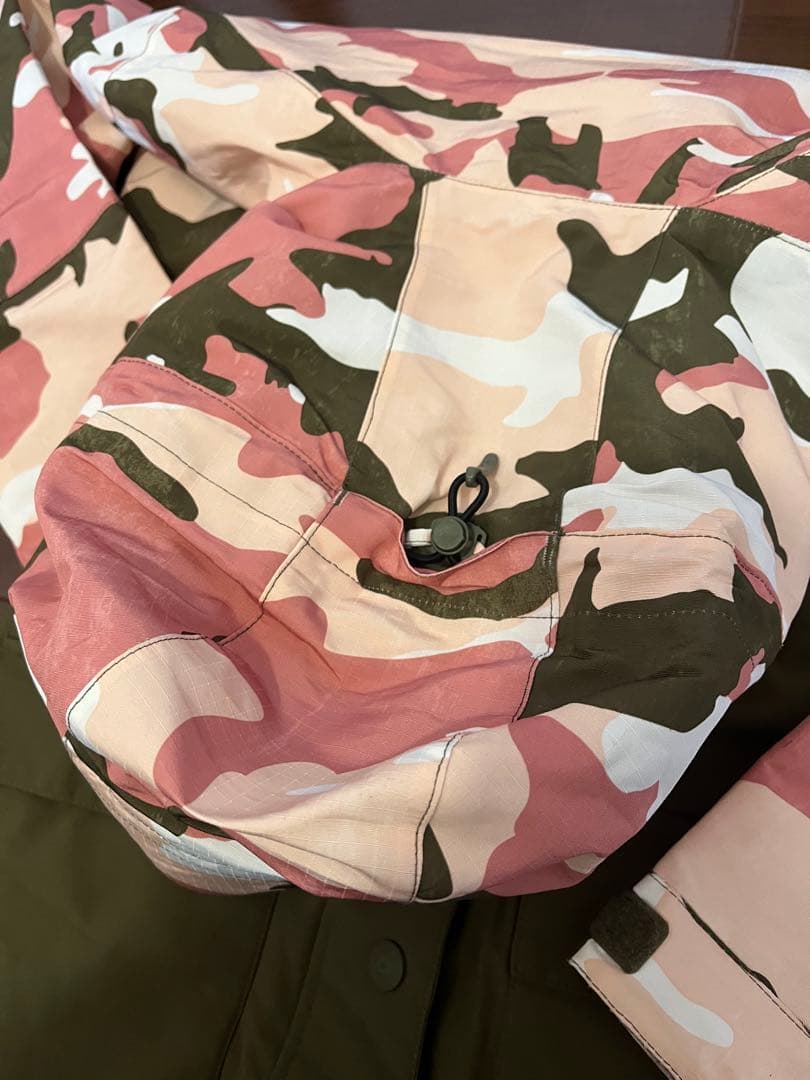 DC スノーボードウェア　カモフラージュ