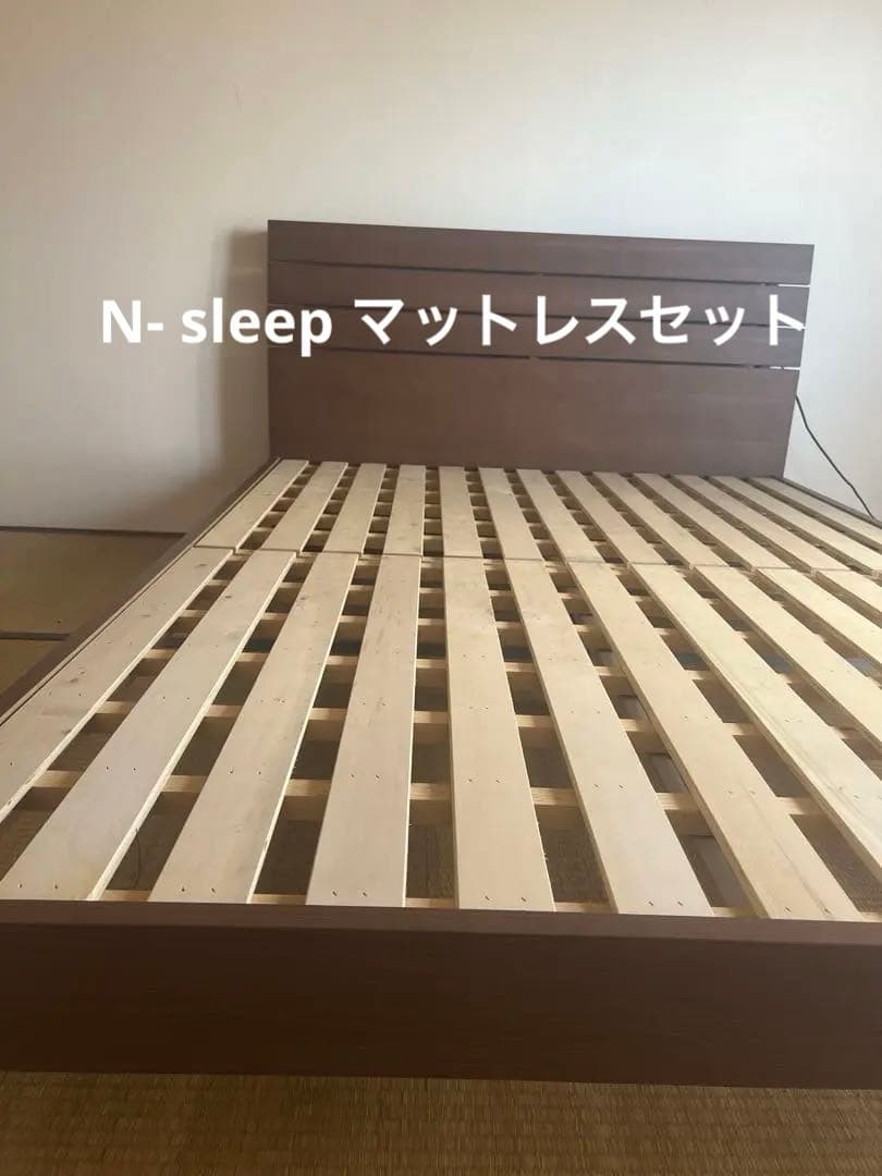 ニトリコンセント付きダブルサイズベッドフレーム　N-sleepマットレスハード