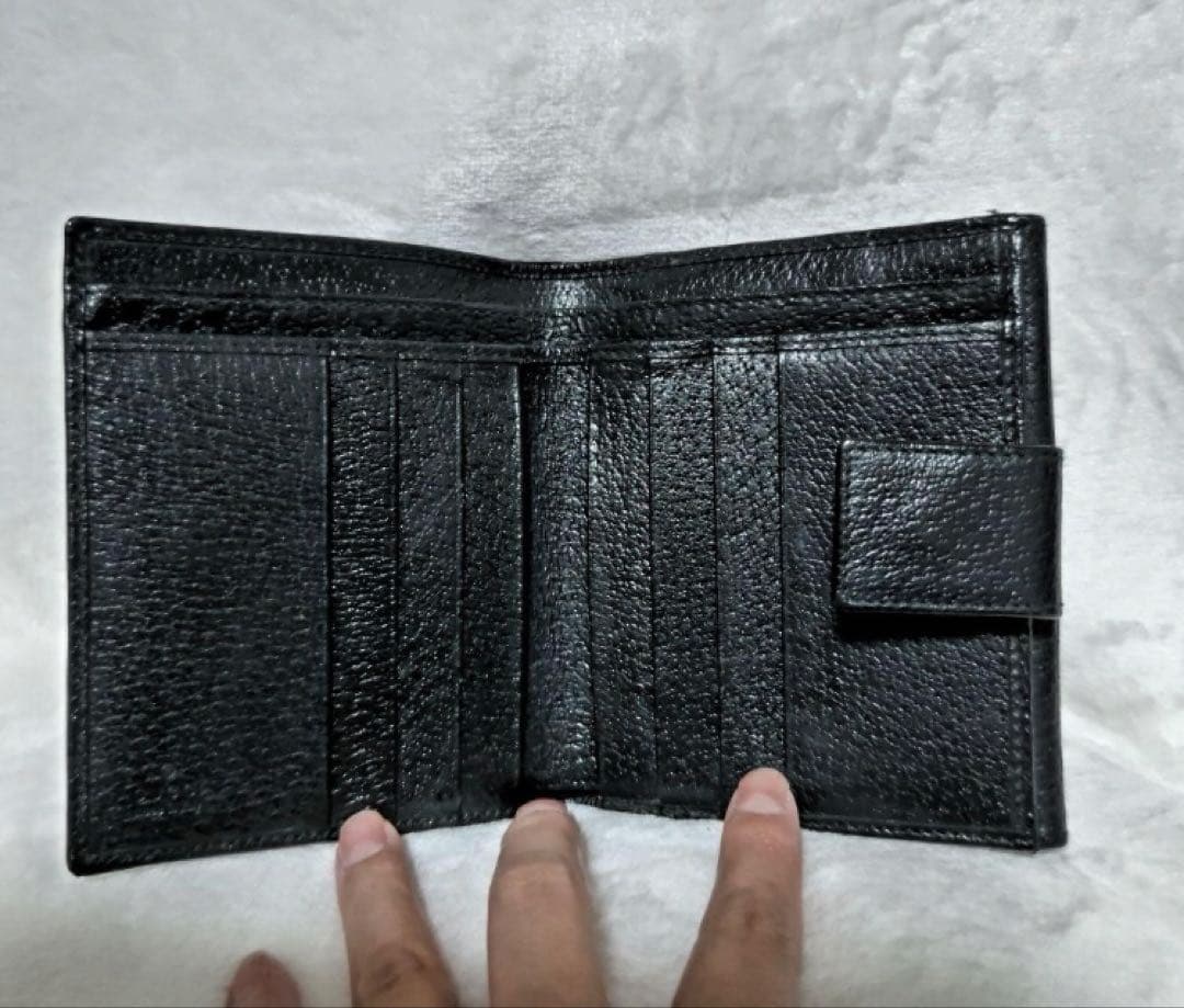 美品 GUCCI グッチ Wホック レザー 黒 ブラック 二つ折り財布 財布