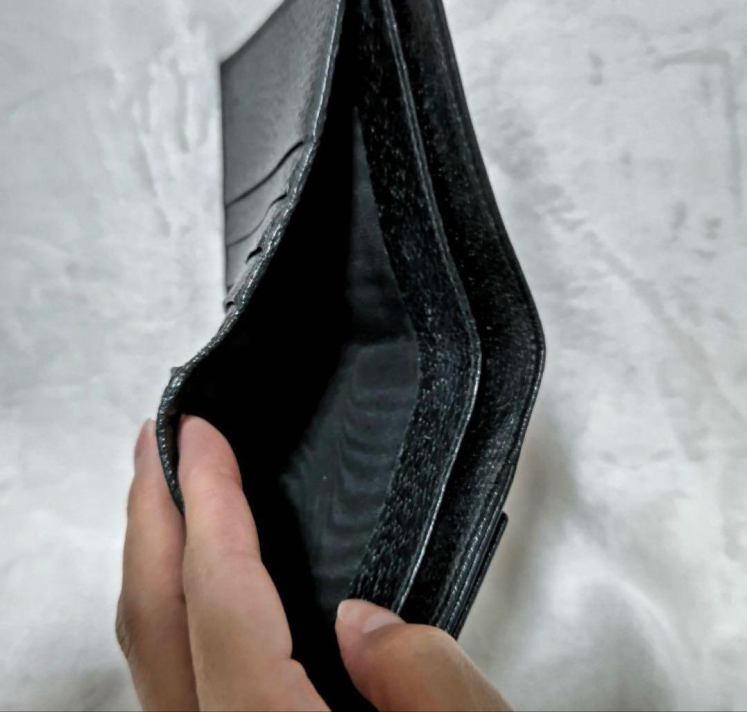 美品 GUCCI グッチ Wホック レザー 黒 ブラック 二つ折り財布 財布